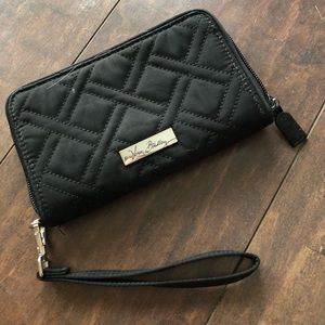 Vera Bradley RFID grab and go wristlet